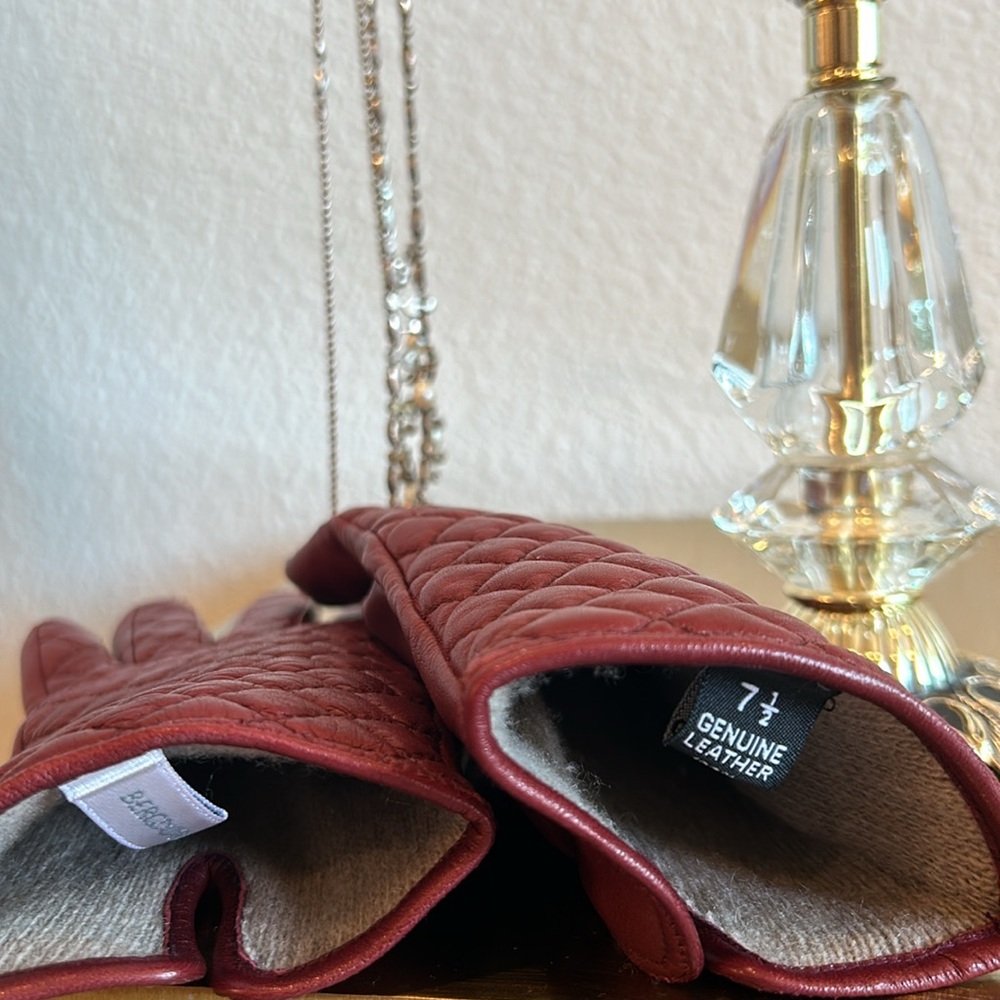 Bergdorf Goodman- Genuine Leather & 100% Cashmere - Picture 9 of 9